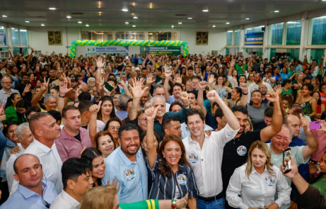 “Nosso projeto é a garantia das conquistas que os goianos tiveram”, diz Daniel Vilela em Trindade